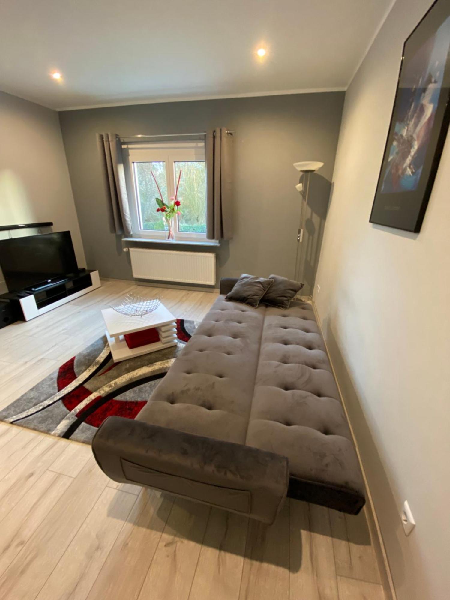 Ferienwohnung Suedstadt-Oase Бад Ойнхаузен Екстериор снимка